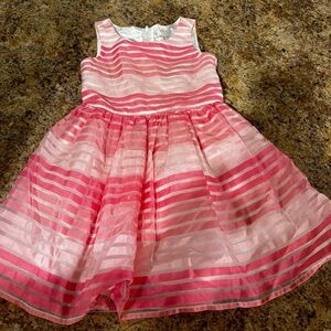 The Children’s Place Girls Fit & Flare Dress – Size 4